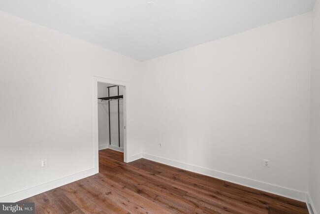 Photo - 1312 King St Unit 206