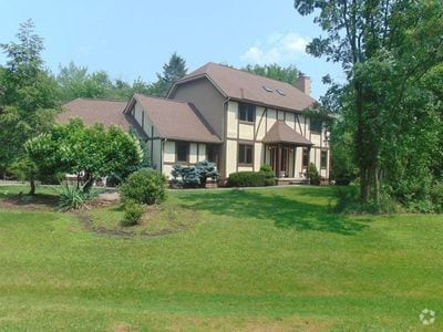 Building Photo - 38555 Rogers Rd Rental