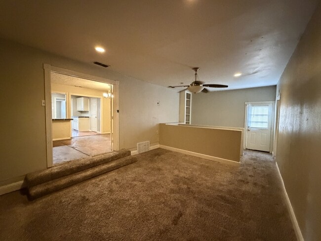 Photo - 2818 41st St