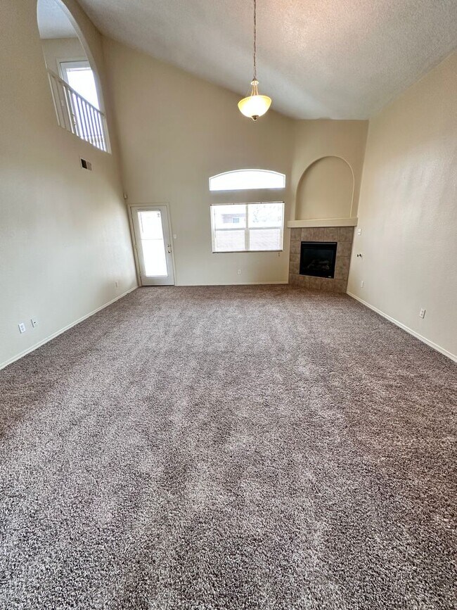 Move in Special! Stunning 2 story in Hunin... Rental For Rent in Los Lunas, NM