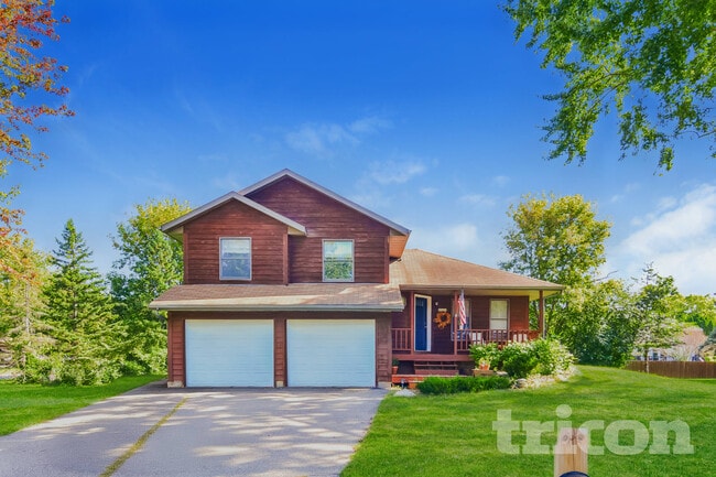 Building Photo - 2990 Payne Ave