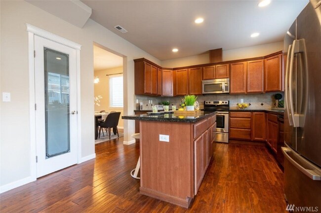 Photo - 1441 Farina Lp SE