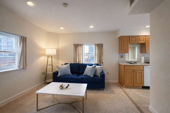 Building Photo - 250 S 17th St Unit SI ID1285556P