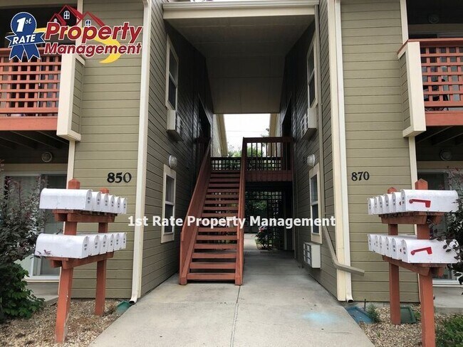 Photo - 870 W Belmont Cir Unit #208