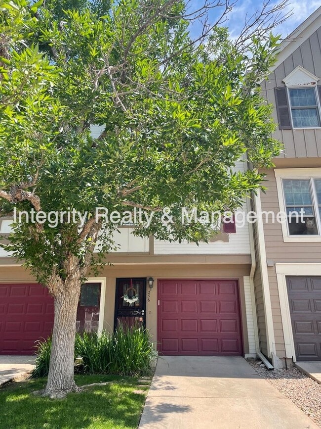 Photo - 1811 S Quebec Way