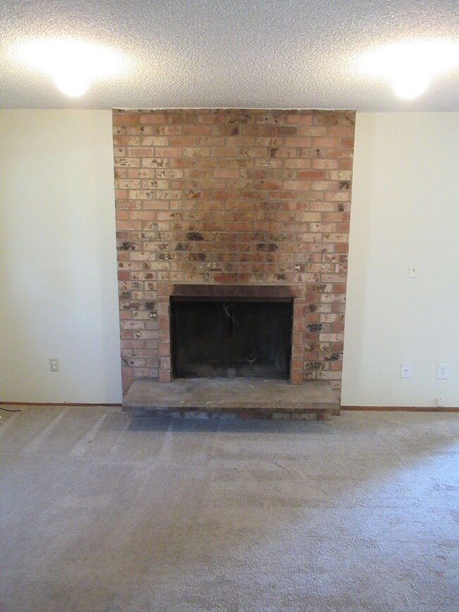 Photo - Large Two Bedroom w/ Garage Unit 2214