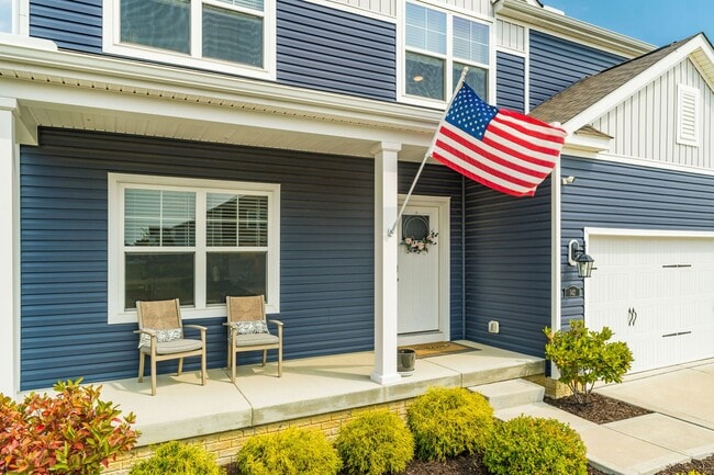 Photo - 142 Beaman Gates Dr SW