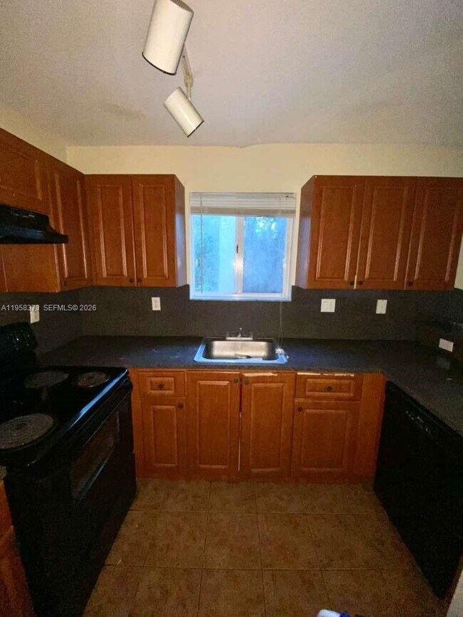 Photo - 1270 SE 31st Ct Unit 201-35