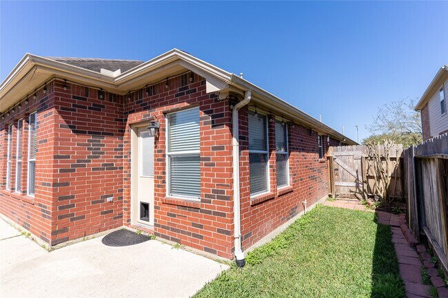 Photo - 16123 Hitching Post Ct