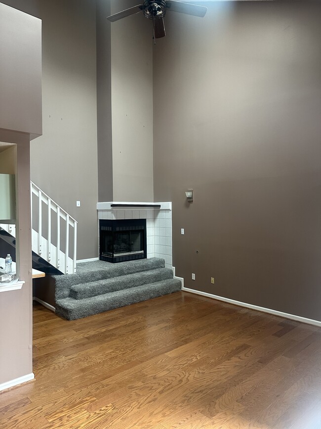 Photo - 5080 Heathglen Cir