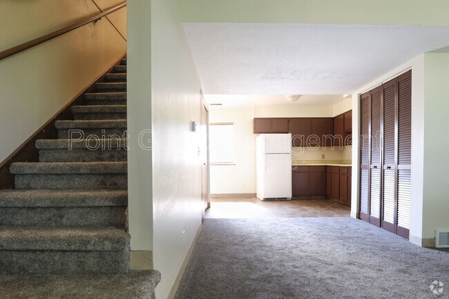 Building Photo - 3022 S 68th Ct Rental