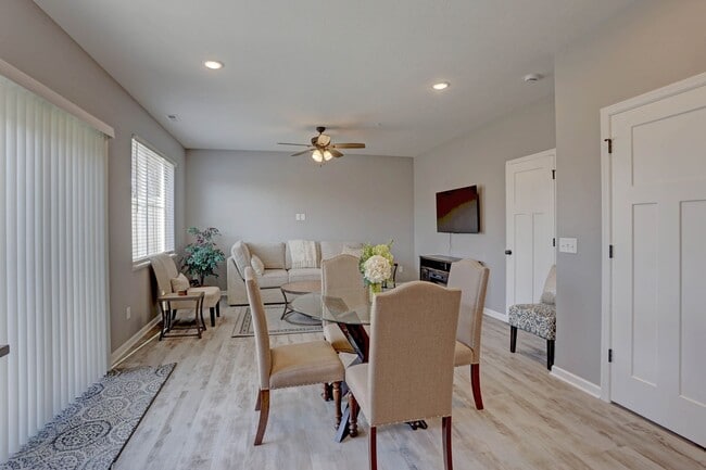 Photo - New-Willow Cascades Townhomes!