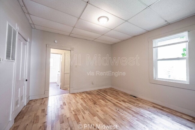 Photo - 632 S State St