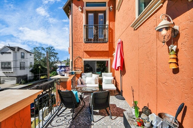 Photo - 1141 W 23rd St