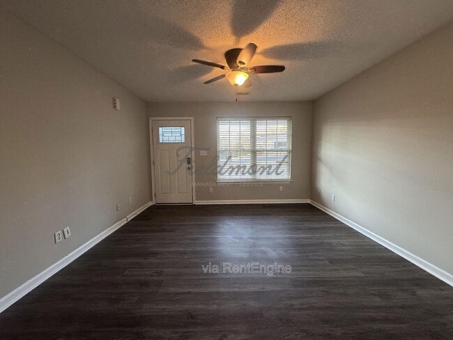 Photo - 530 Fawn Branch Trail