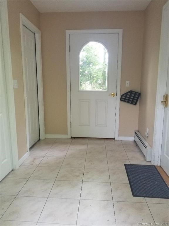 Photo - 212 E Rutland Rd