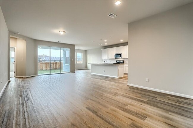 207 Watercourse Wy