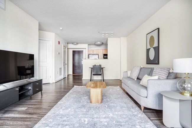 Photo - 4835 Cordell Ave Unidad FL5-ID1220