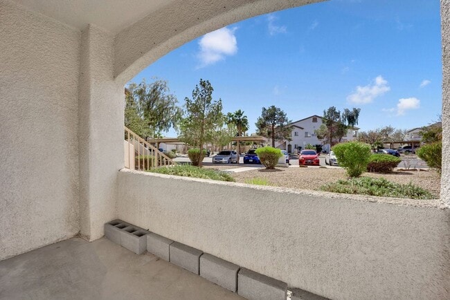 Photo - 5655 E Sahara Ave Unidad 1007