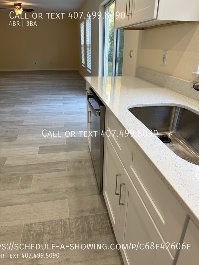 Photo - 266 Tavestock Loop