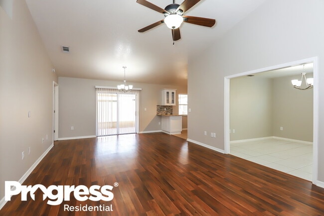 Photo - 213 Lookout Dr