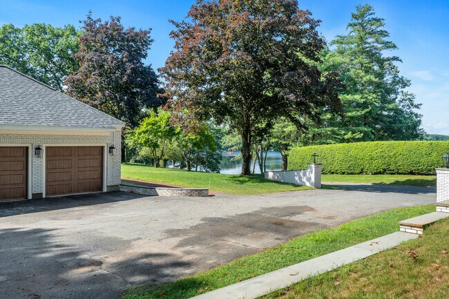 Exterior - 1 Olde Village Rd