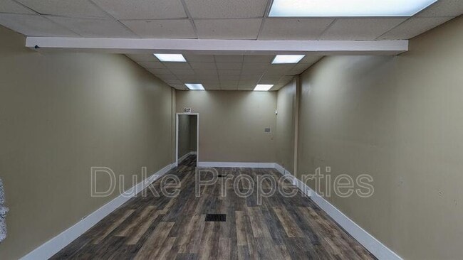 Photo - 659 Thurston Rd