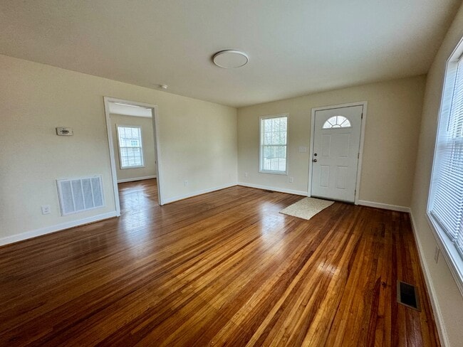 Photo - 513 N Elizabeth Ave