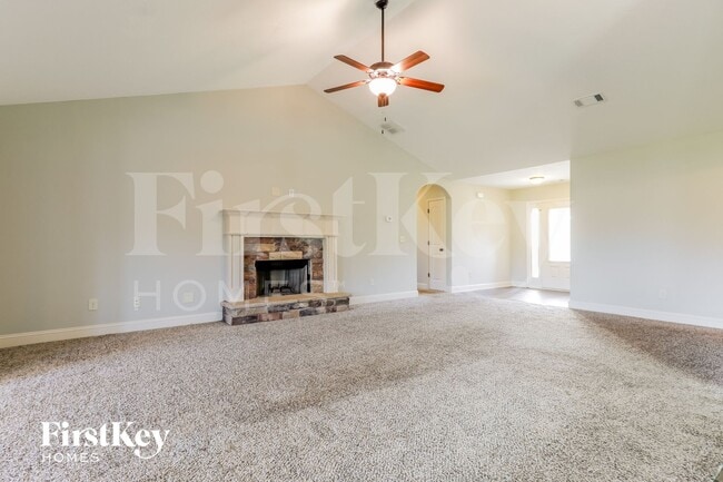 Photo - 1028 Lake Vista Dr