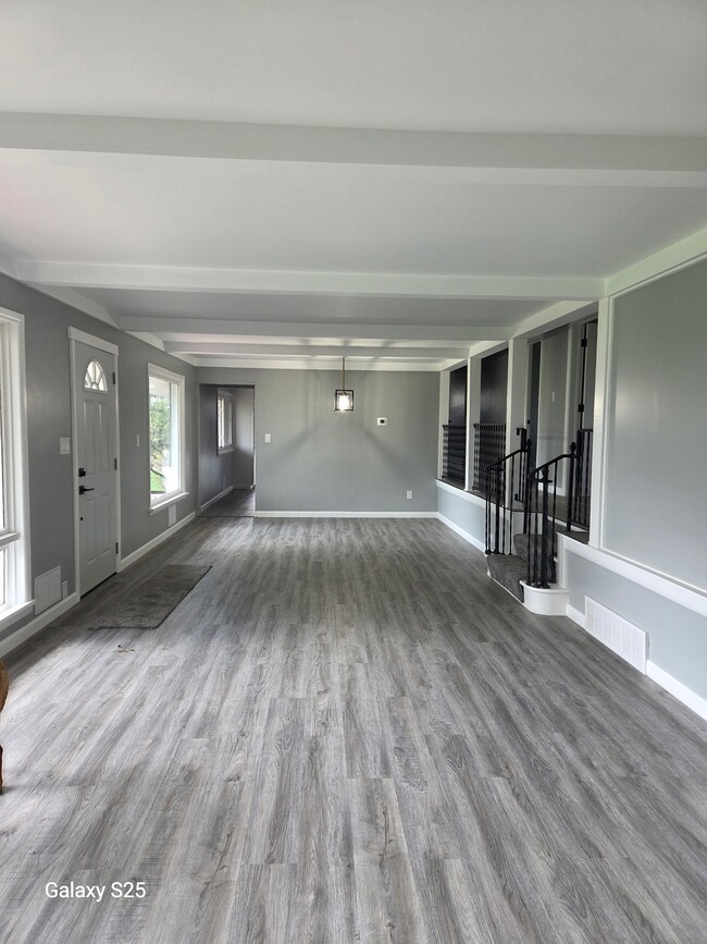 Photo - 2612 Graceland Rd