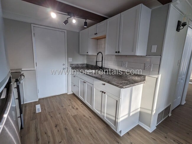 Photo - Remodeled Southfield house with large yard