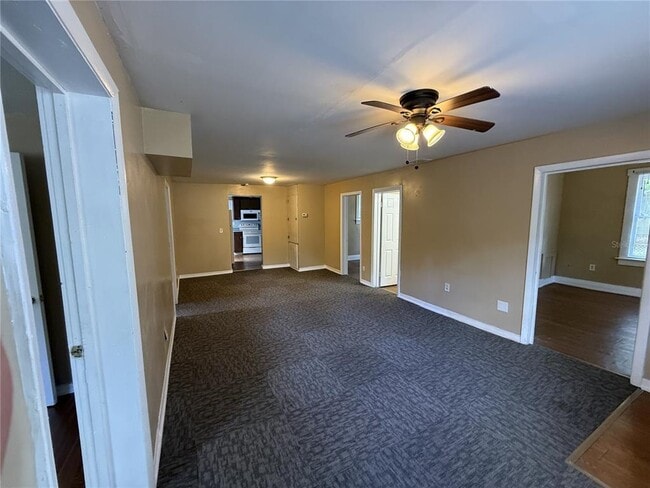 Photo - 314 W Crescent Dr