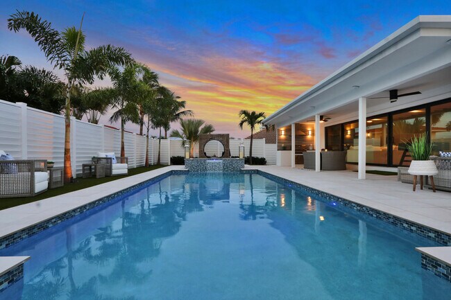 Photo - 441 S Lyra Cir