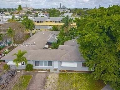 Photo - 729 NE 6th St Unidad 2