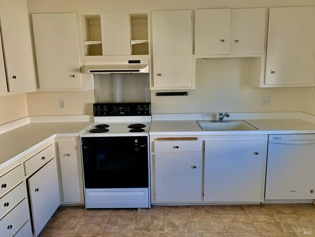 Photo - 175 Upper Via Casitas Unit 10