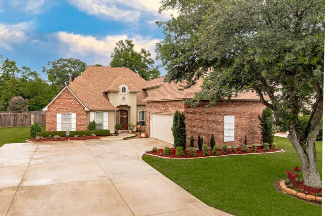 Photo - 12412 Oak Alley Dr House