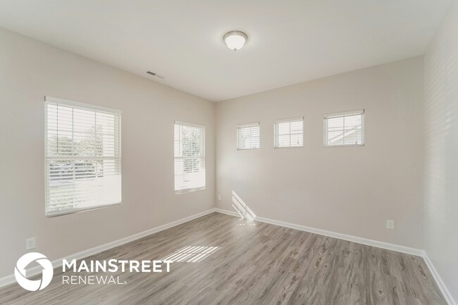 Photo - 11123 Silver Glen Ln