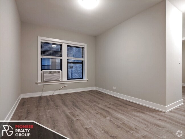 Building Photo - 711 W Brompton Ave Unit 50 Rental