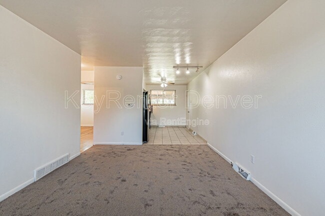 Photo - 57 Newland Ct