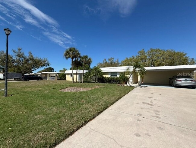 Photo - 5835 Tidewood Ave