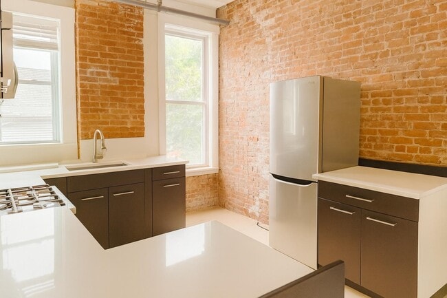 Photo - 155 Midland Ave Unit 2D