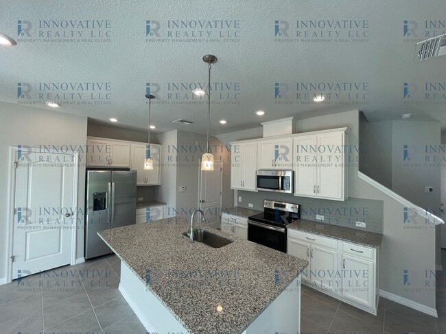 Photo - Corner Unit 3 Bedroom, 2.5 Bath Townhome in Lake Meadow Landing!