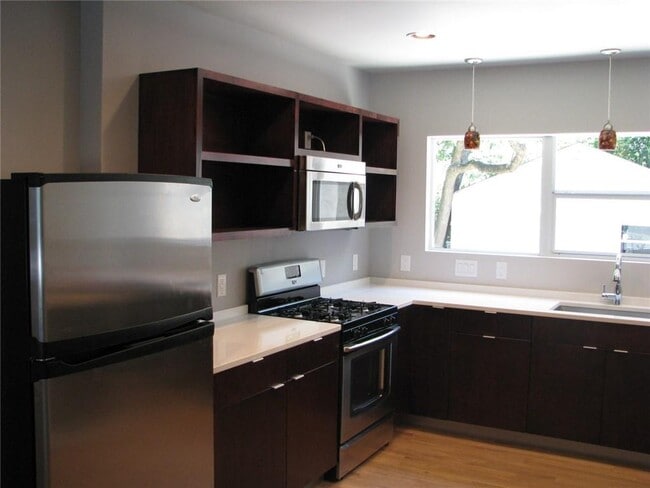 Photo - 1024 Ellingson Ln