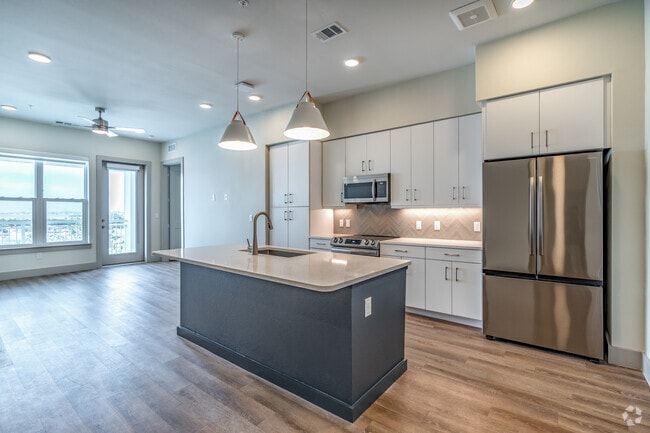 2BD, 2BA -1056SF - Kitchen