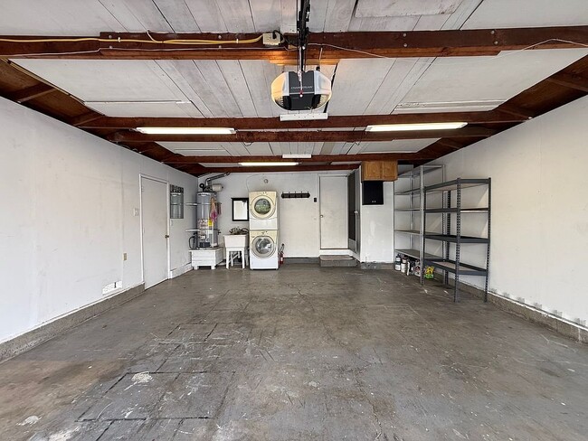Photo - 106 Almanor Dr
