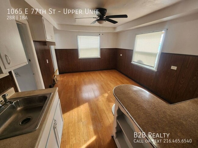 Photo - 1065 E 77th St Unidad Upper