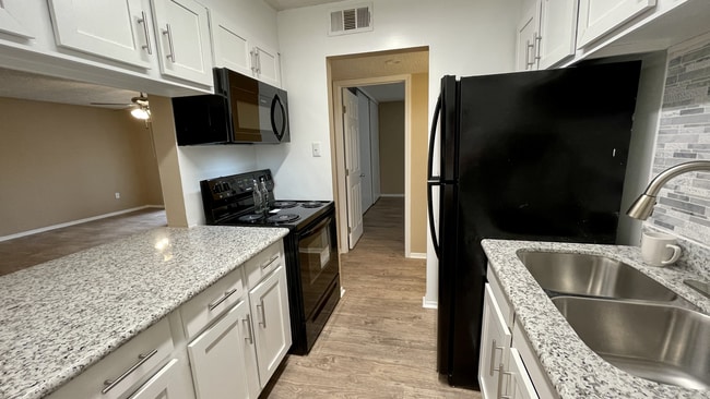 2nd Floor Premium - Jefferson Arms