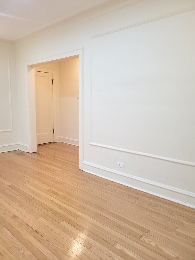 Photo - 2336 E 68th St Unit 2