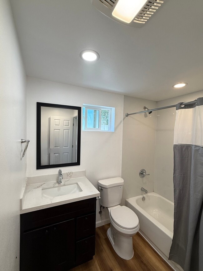 Photo - 8006 Towne Ave Unit 1
