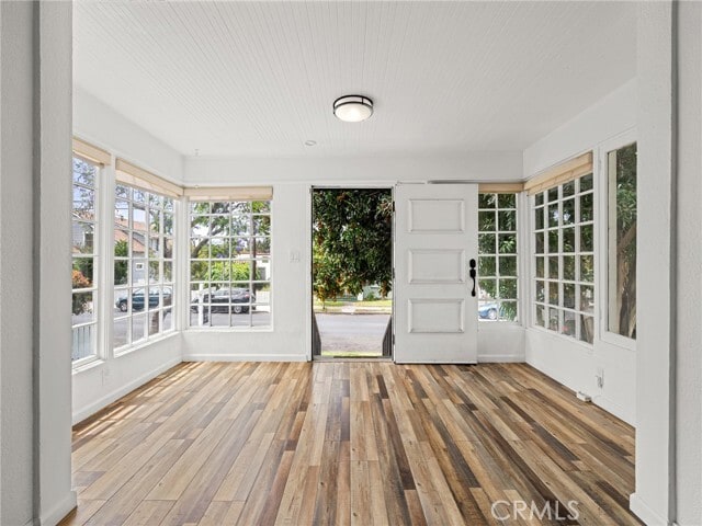 Photo - 757 N Loma Vista Dr